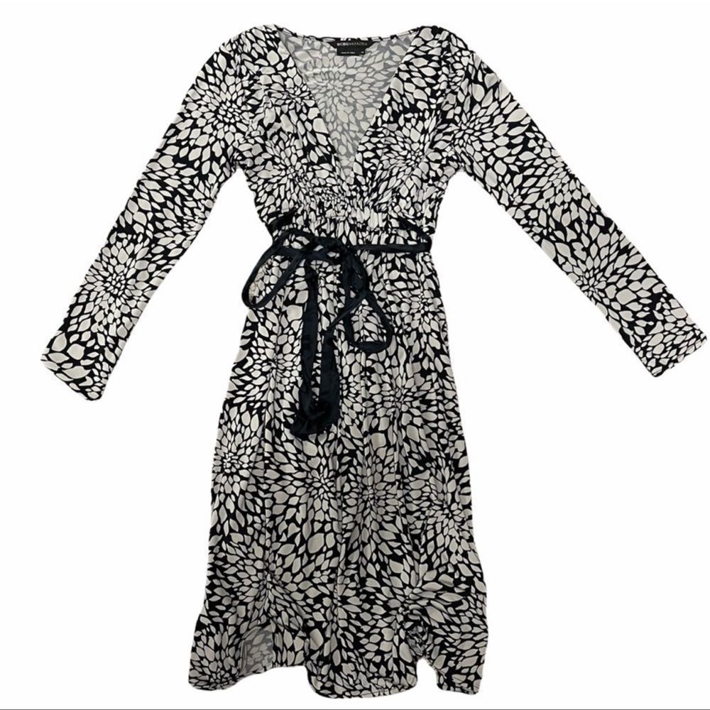 BCBG Max Azaria Printed V-Neck Dress Size XS